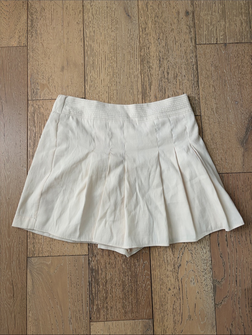 Zara Cream Pleated Skort, M